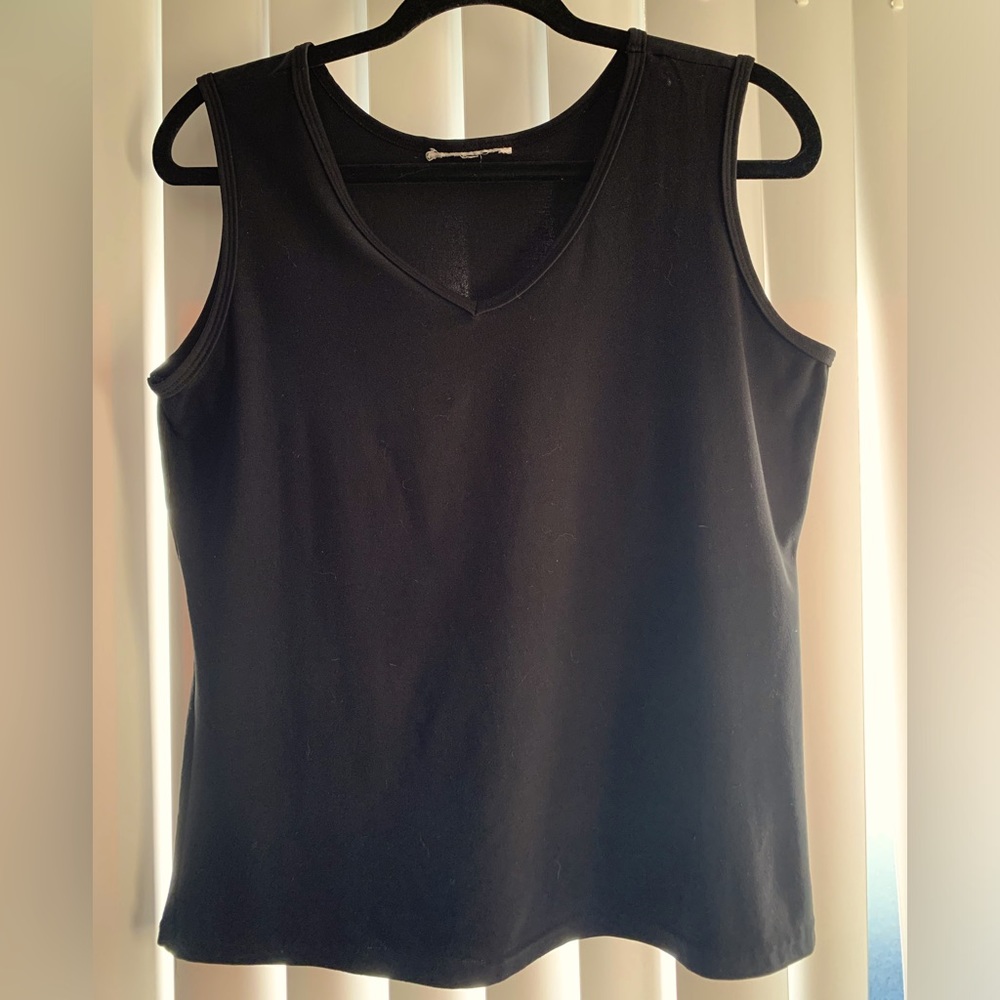 Black Sleeveless Blouse - XL